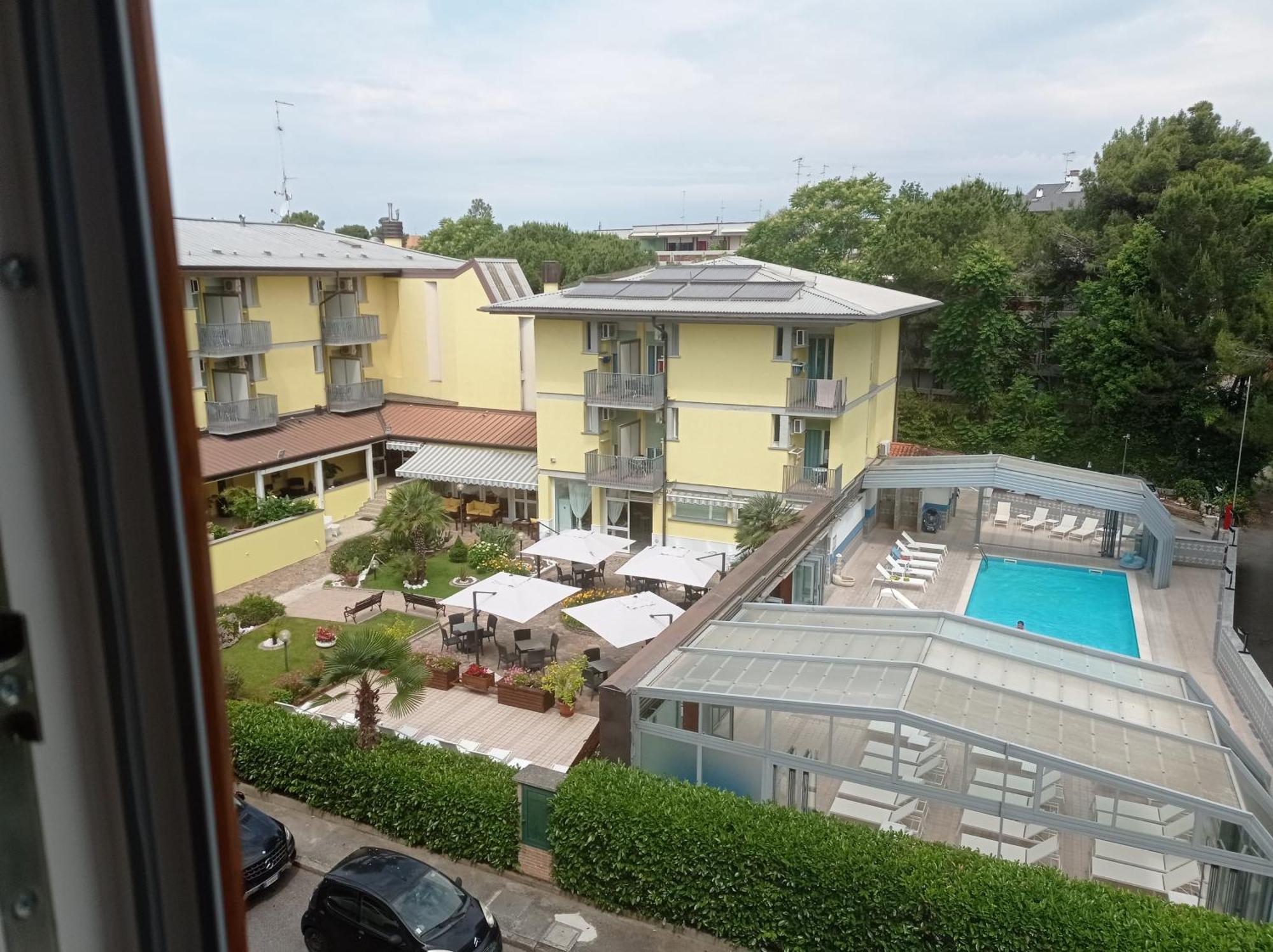 Seaview Beach Front Grado Pineta Andromeda Oda fotoğraf